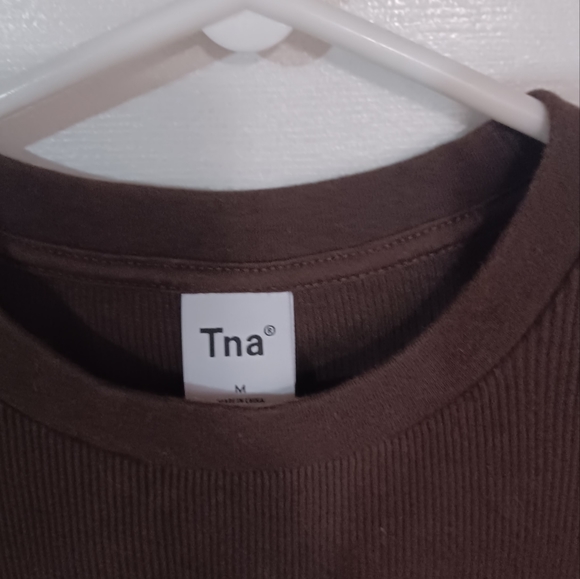 TNA Ribbed Crop Top - Picture 2 of 5